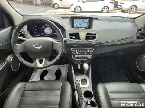 Renault SM3