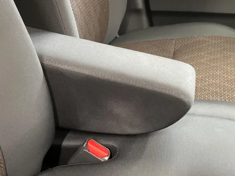 Mitsubishi eK X Space