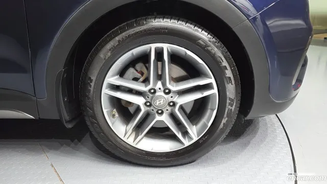 Hyundai Grand Santa Fe (Maxcruz)