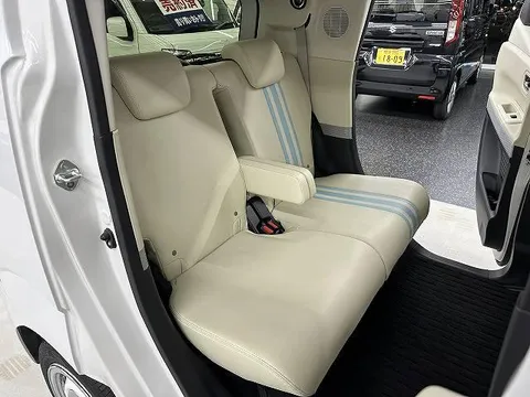 Honda N-BOX Slash