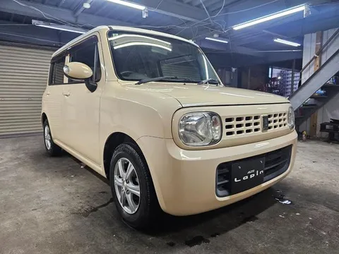 Suzuki Alto Lapin