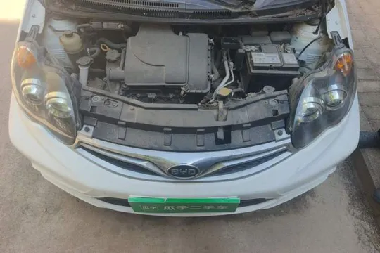 BYD F0