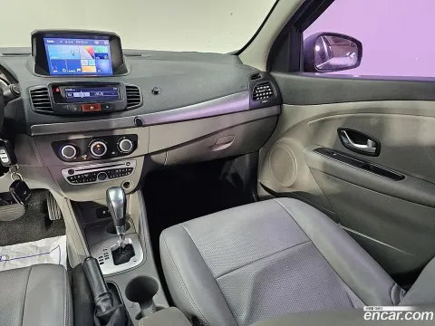 Renault SM3