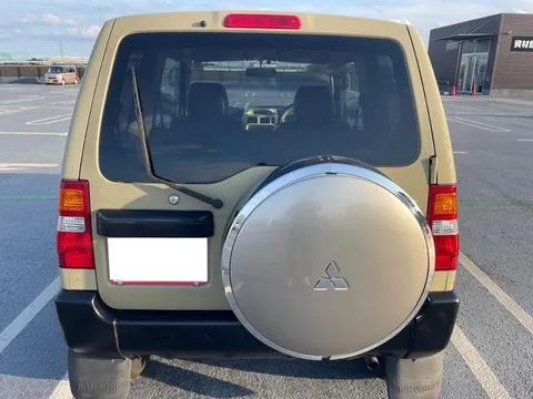 Mitsubishi Pajero Mini