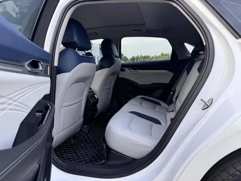 Geely Preface (Xingrui)