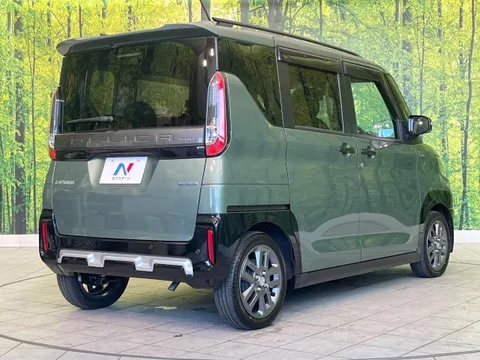 Mitsubishi Delica Mini