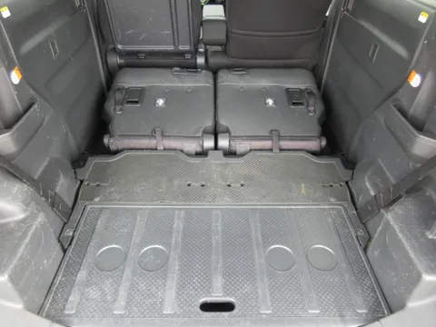 Toyota Pixis Mega