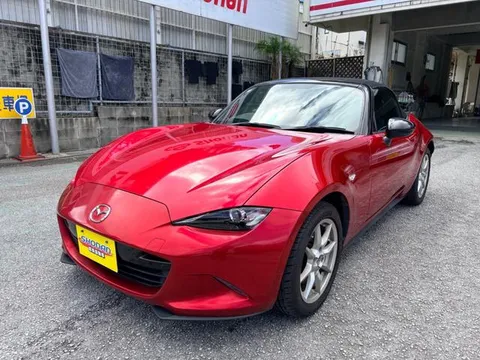 Mazda MX-5 (Roadster)