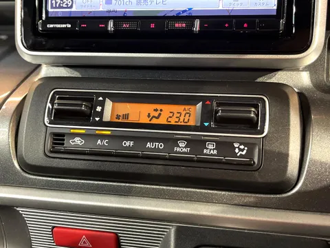 Suzuki Spacia Gear