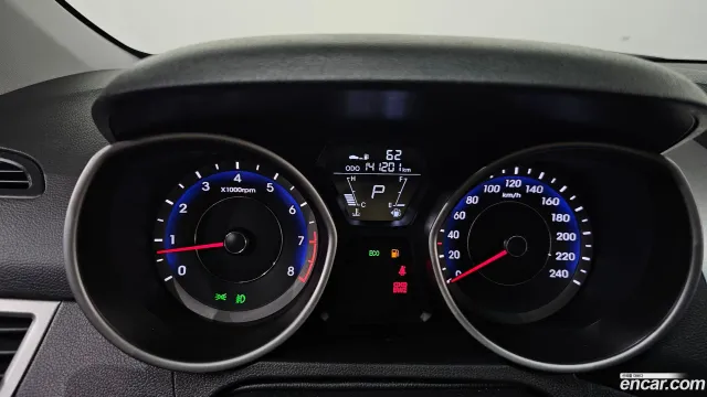 Hyundai Elantra (Avante)