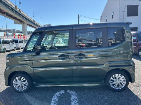 Suzuki Spacia Custom