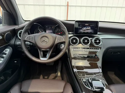 Mercedes-Benz Mercedes-Benz GLC