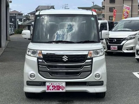 Suzuki Spacia Custom Z