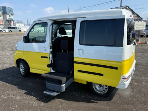 Daihatsu Atrai Wagon