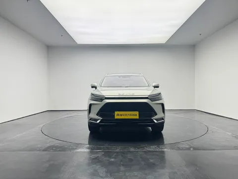 BAIC X7
