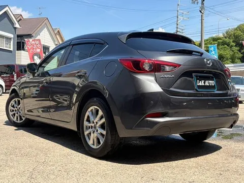 Mazda Axela Sport