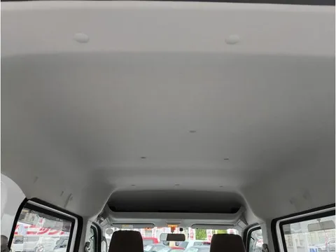 Mitsubishi Minicab Van