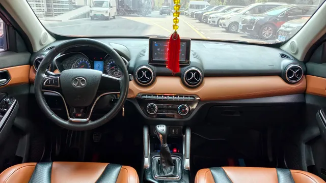 BAIC Senova X35