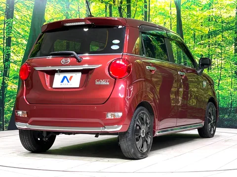 Daihatsu Cast