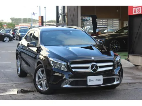 Mercedes-Benz GLA-Class