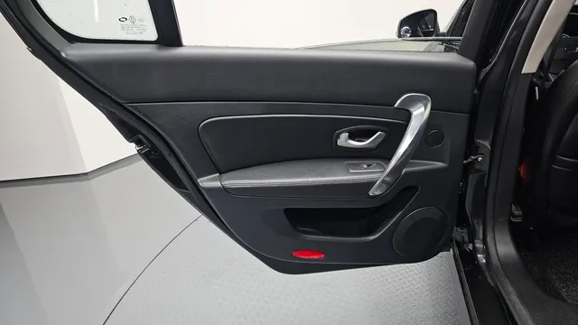 Renault SM5