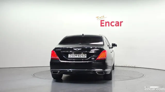 Genesis G90 (EQ900)