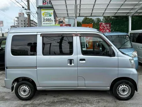 Daihatsu Hijet Cargo