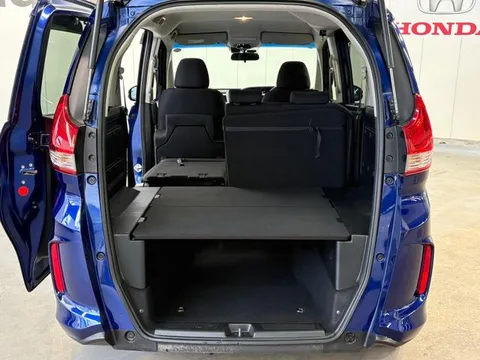 Honda Freed Plus