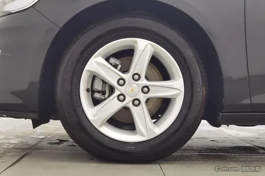 Chevrolet Malibu XL