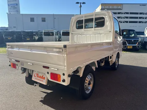 Nissan Clipper Truck