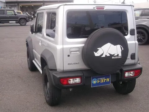 Suzuki Jimny Sierra