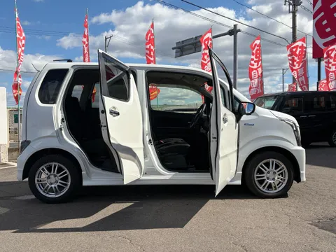 Suzuki Wagon R Stingray