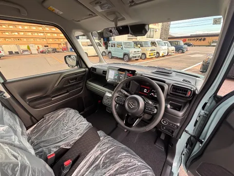 Suzuki Spacia