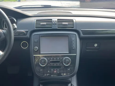 Mercedes-Benz R-Class