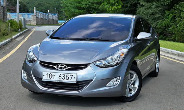 Hyundai Elantra (Avante)