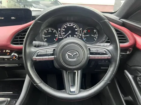 Mazda MAZDA3 Fastback