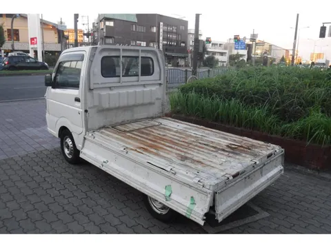 Nissan Clipper Truck