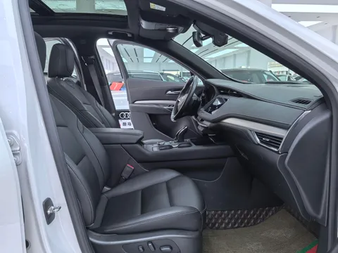 Cadillac XT4
