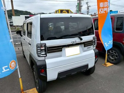 Daihatsu Taft