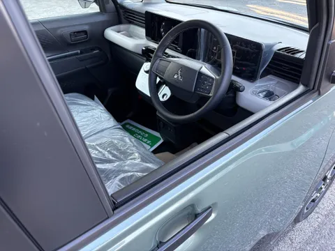 Mitsubishi Delica Mini