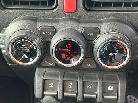 Suzuki Jimny Sierra