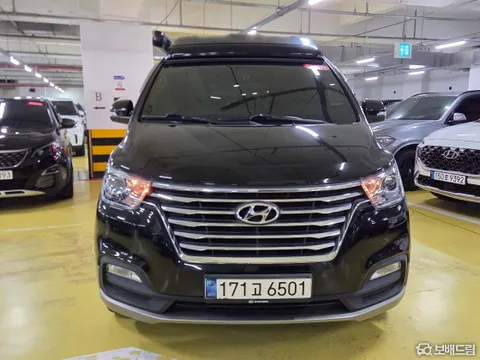 Hyundai Grand Starex