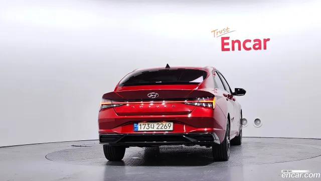 Hyundai Elantra (Avante)