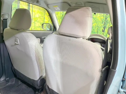 Daihatsu Mira Tocot