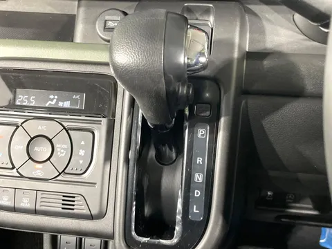 Suzuki Spacia Gear