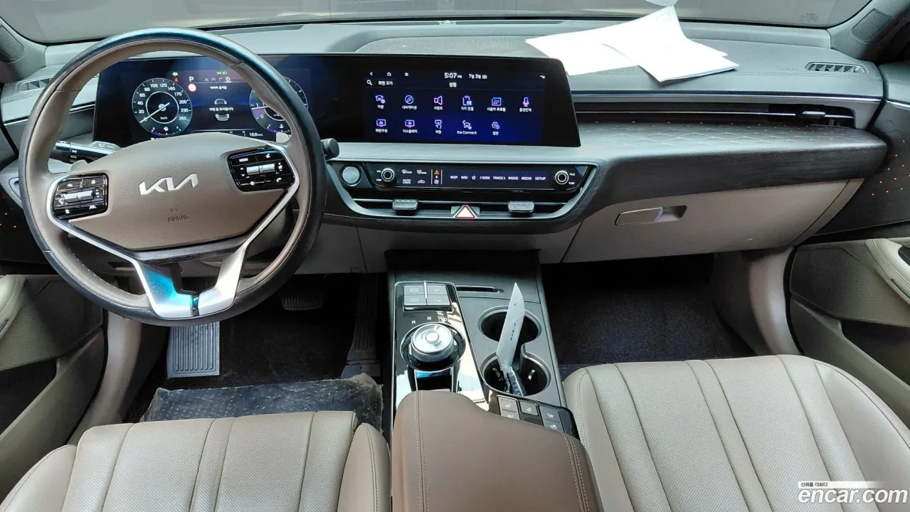 Kia K8