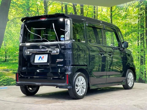 Suzuki Spacia Custom