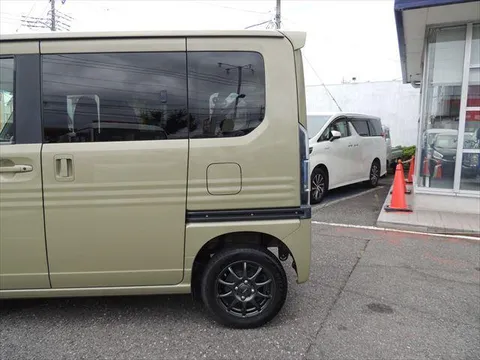 Honda N-VAN Plus Style