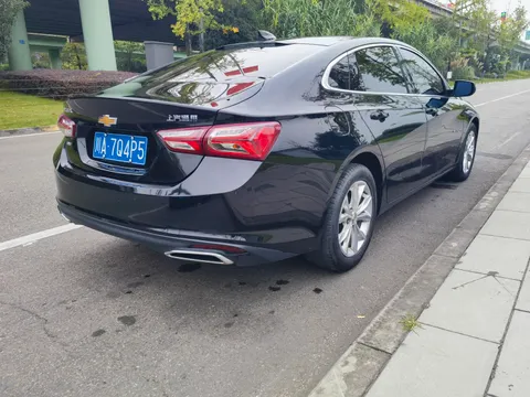 Chevrolet Malibu XL