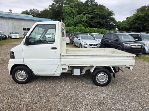 Nissan Clipper Truck